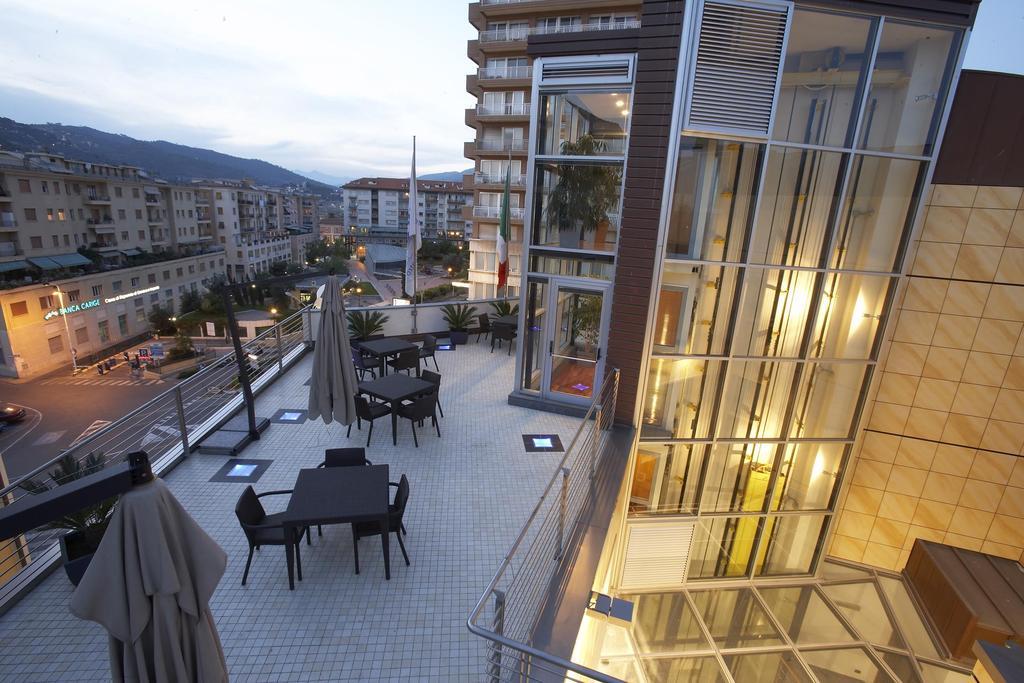 Hotel Rossini Al Teatro Imperia Exteriér fotografie